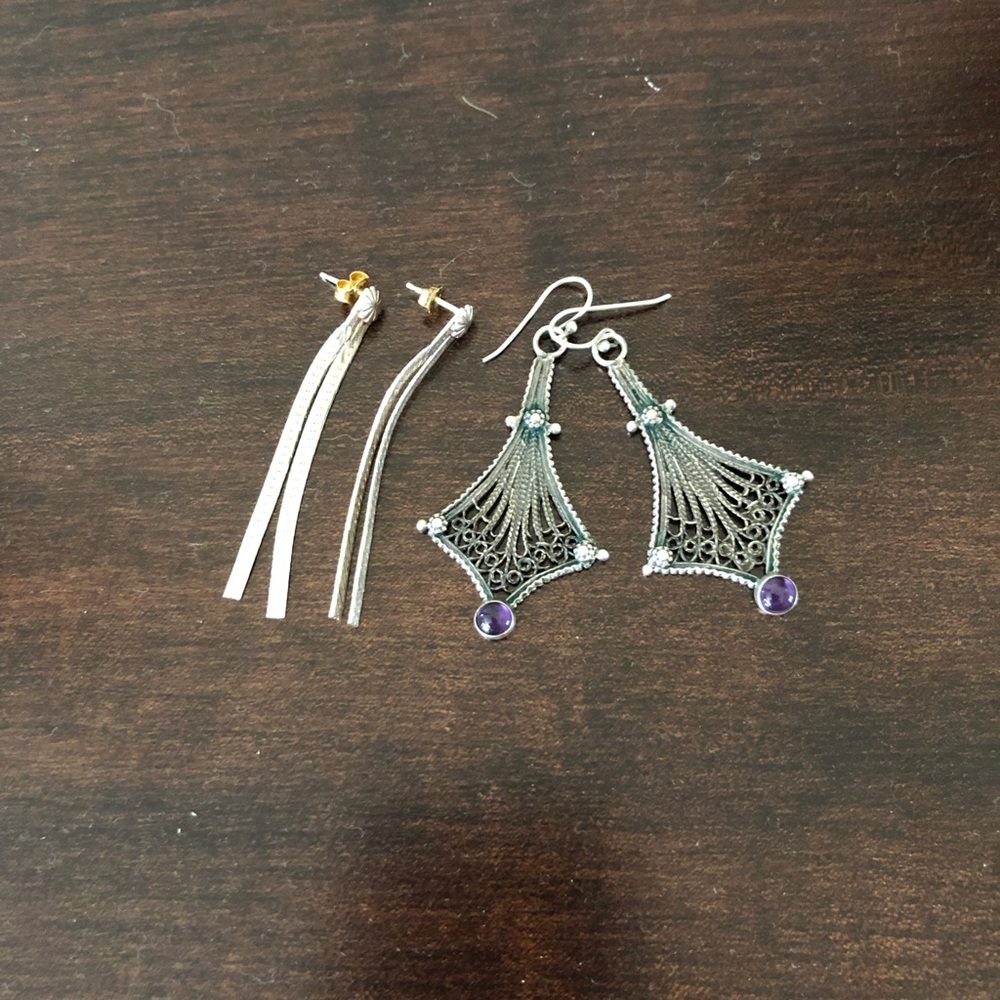 Earring bundle - Picture 2 of 2